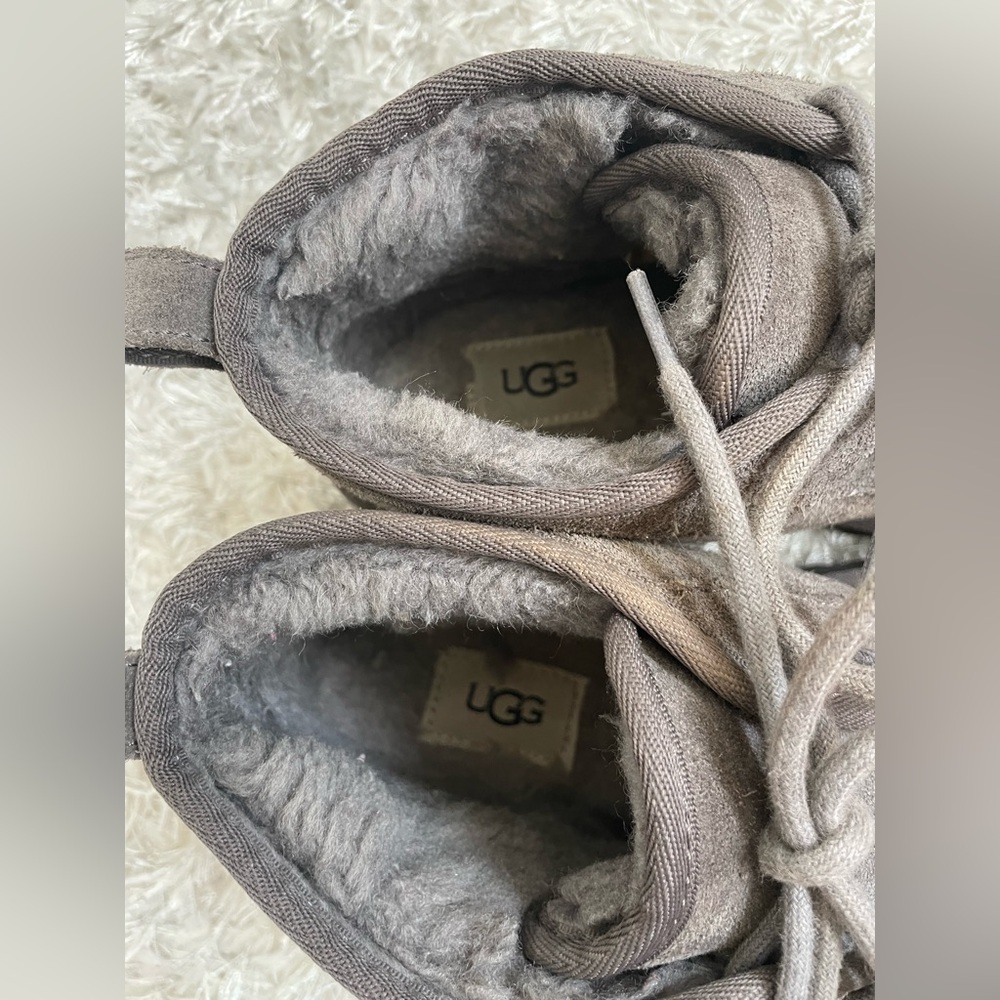 UGG Men's Gray Neumel Chukka Boots - Picture 10 of 12
